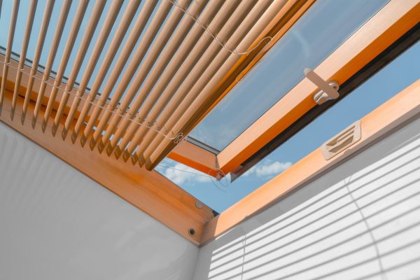 Skylight Blind Mounting